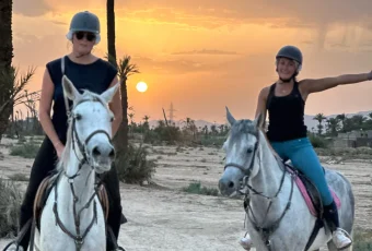 balade à cheval coucher de soleil Marrakech