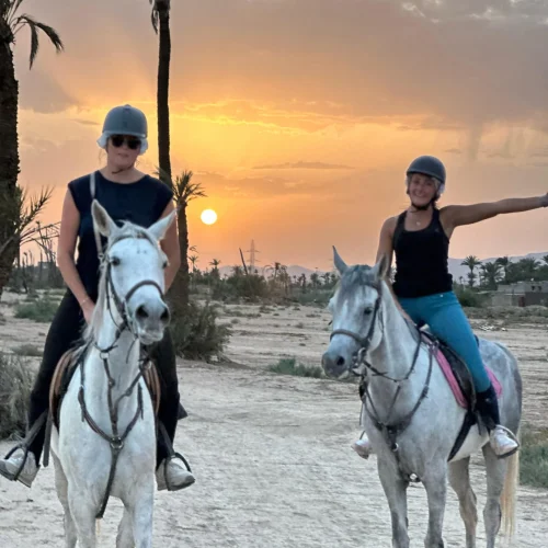 balade à cheval coucher de soleil Marrakech