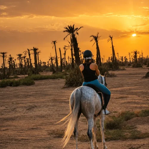 balade-cheval-coucher-soleil-marrakech-couple